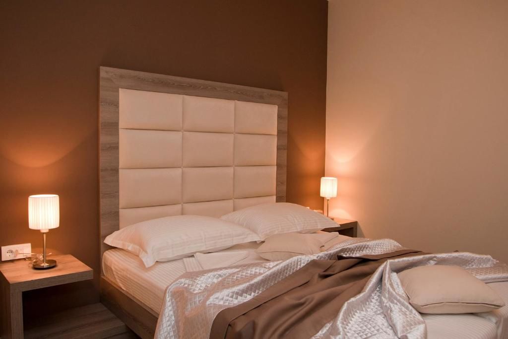 Отель Hotel Laguna Улцинь-41