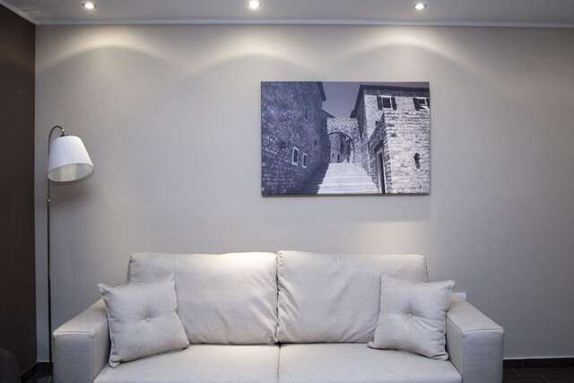 Отель Hotel Laguna Улцинь-30