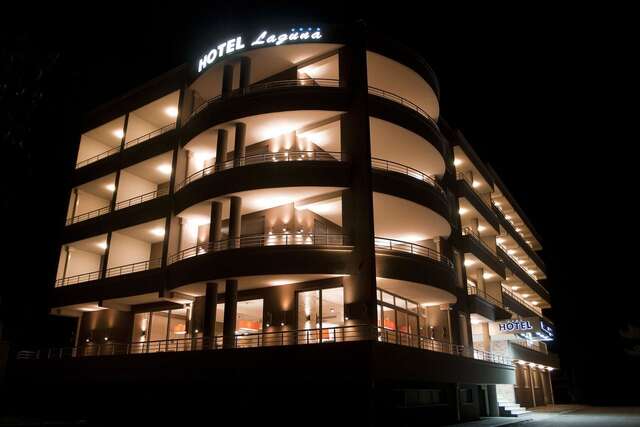 Отель Hotel Laguna Улцинь-34