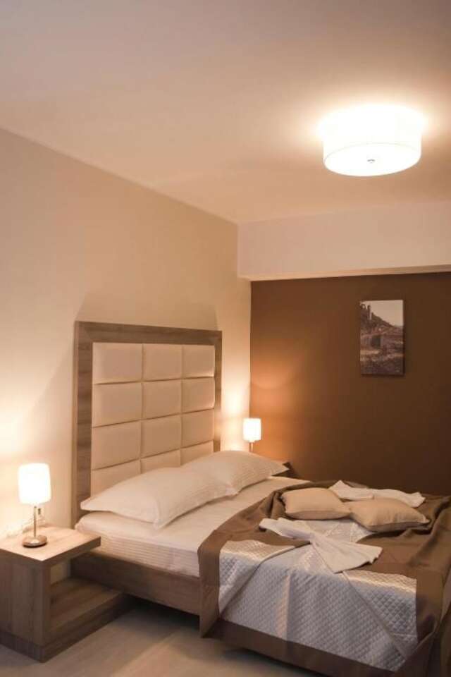 Отель Hotel Laguna Улцинь-41