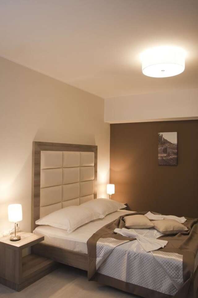 Отель Hotel Laguna Улцинь-6